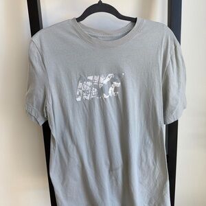Nike Light Gray Short Sleeve Tee